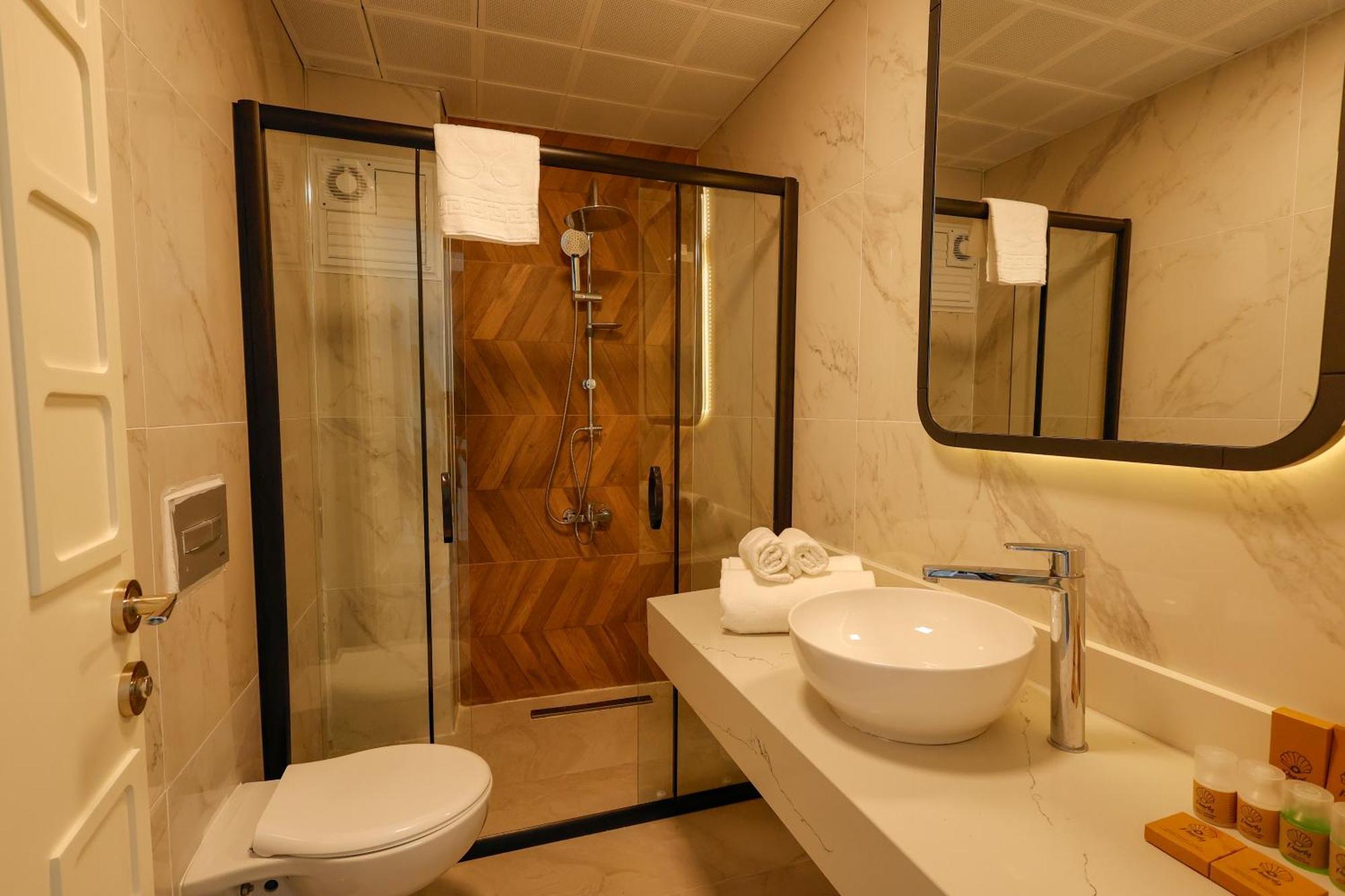 Forest In Hotel Kemer Exterior photo